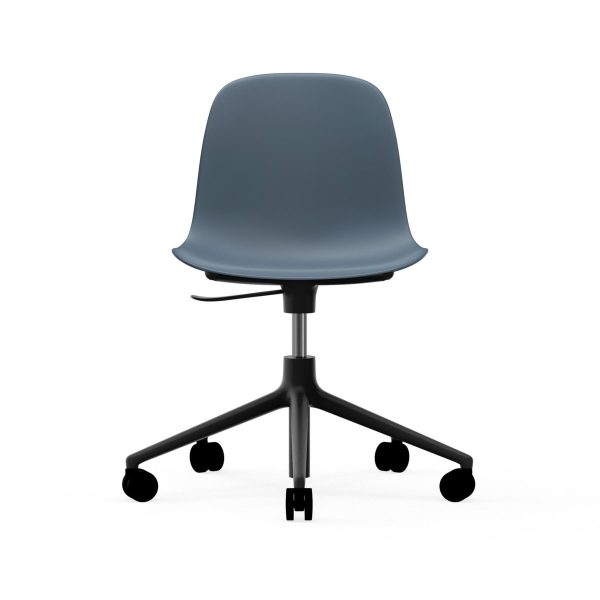 Normann Copenhagen Form chair drejestol, 5W kontorstol blå, sort aluminium, hjul
