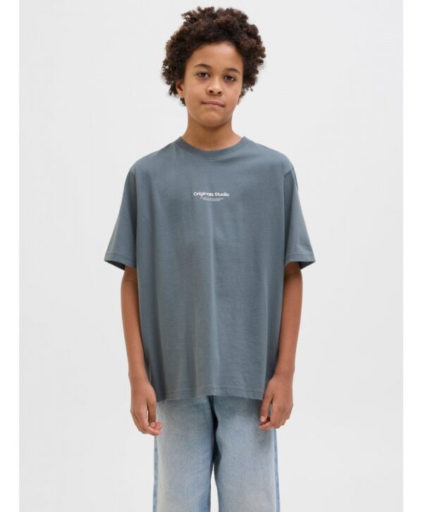 Jack & Jones Junior T-shirt i Stormy blå med tekst print til drenge