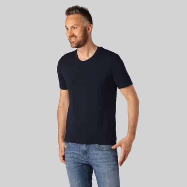 Bambus t-shirt v-hals i navy blå til mænd